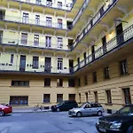 Central - Wesselenyi Pearl